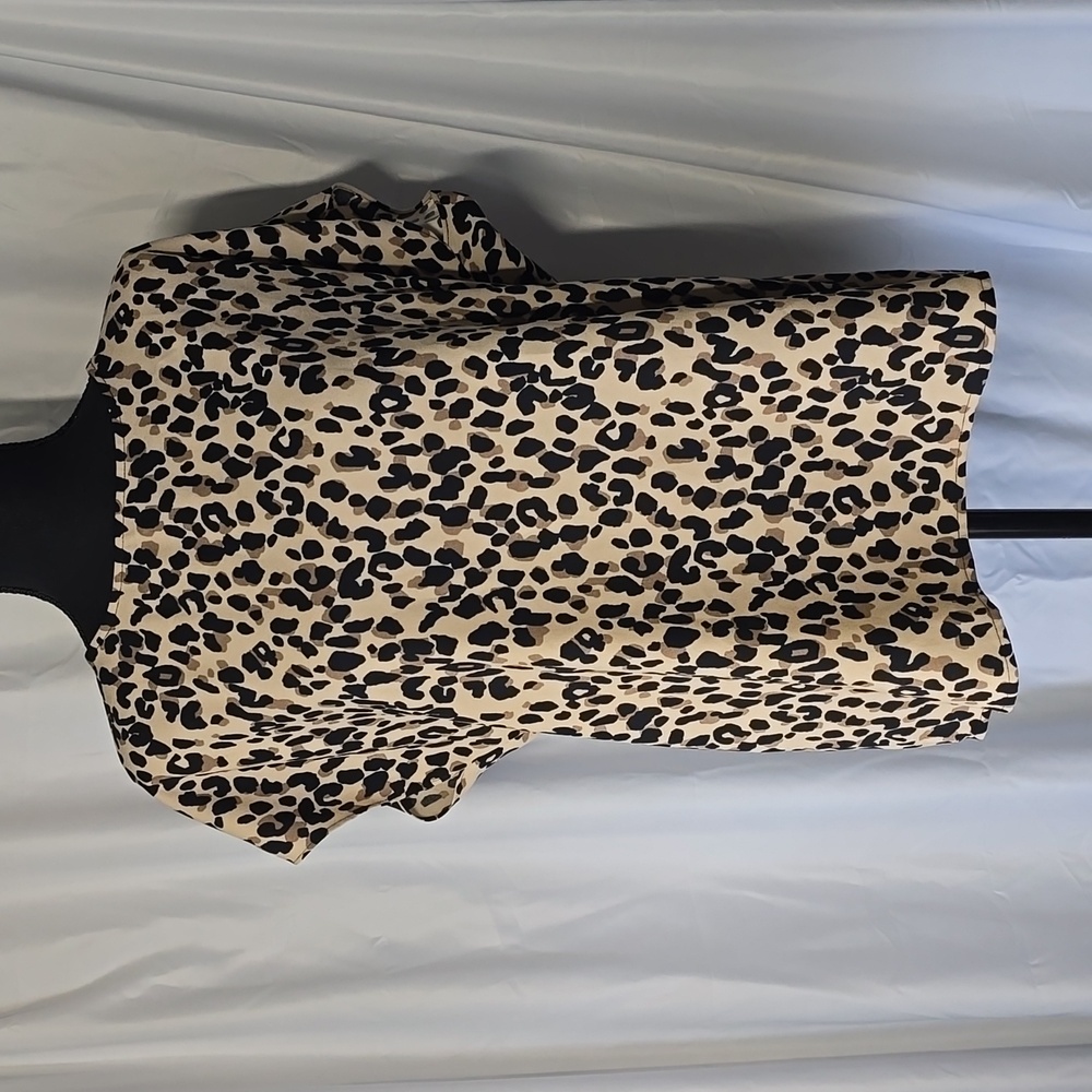 🖤NWOT HALOGEN Leopard/Animal Print Blouse, Size Medium